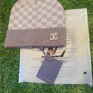 Louis Vuitton Gray Patterned Hat